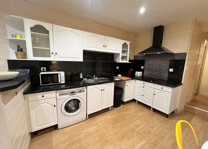 Alonville 2pers Wifi And Tv