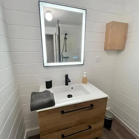 Alonville 2pers Wifi And Tv Nantes