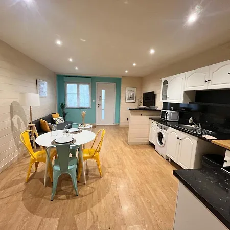 Alonville 2pers Wifi And Tv Appartement